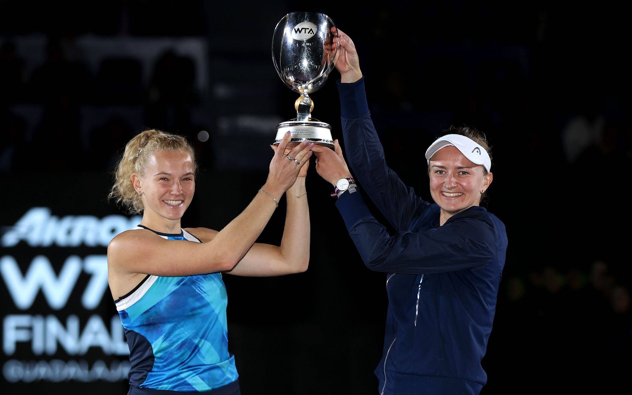 教练组更倾 教练组更倾