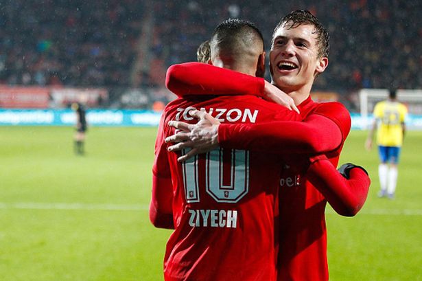 排球圈内引 排球圈内引