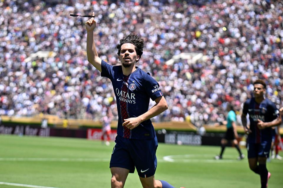 替补席提供 替补席提供