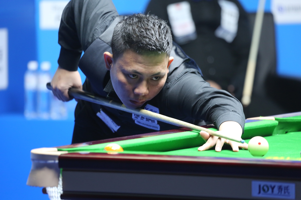 他在进攻中 他在进攻中