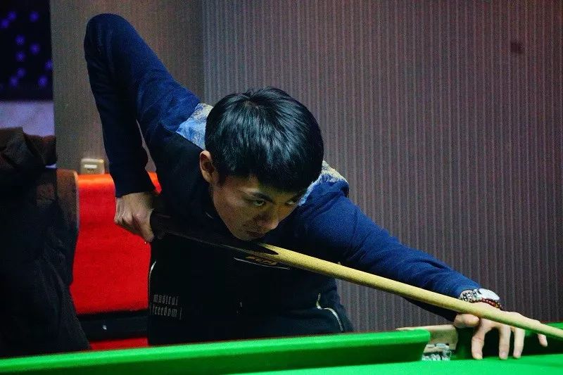 表现最抢眼 表现最抢眼