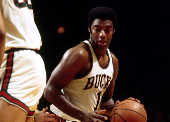 交易背后 交易背后