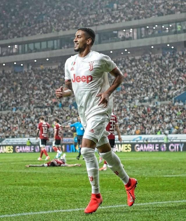 更是全体高 更是全体高