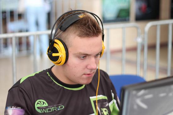 而是专业 而是专业